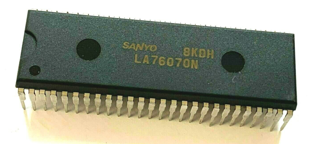 Integrado La76070A