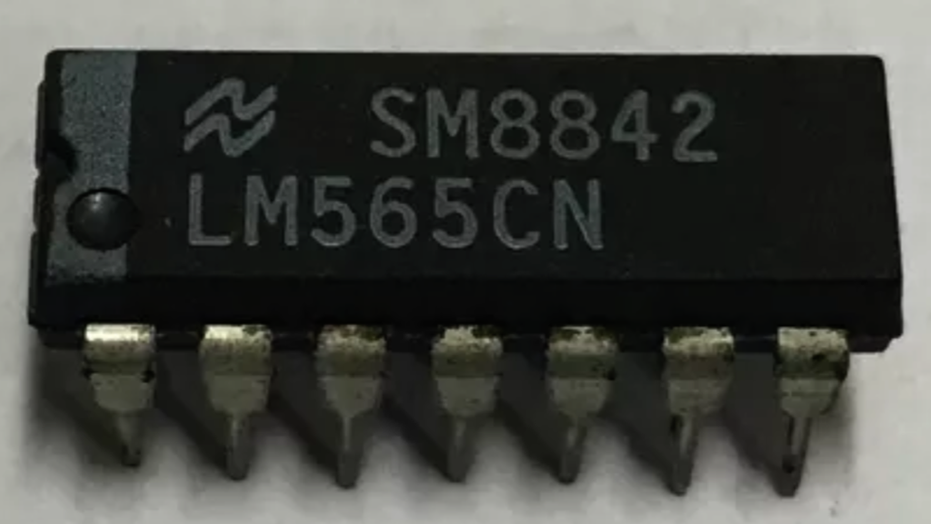 Integrado Lm565Cn