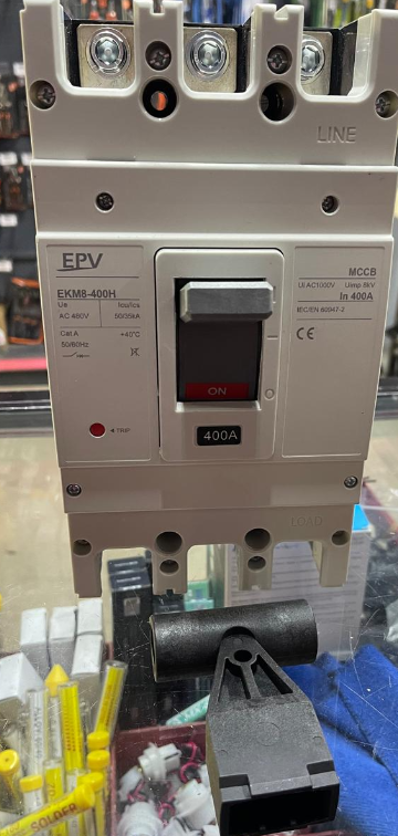 Flipón Industrial 3X400A EKM8-400H